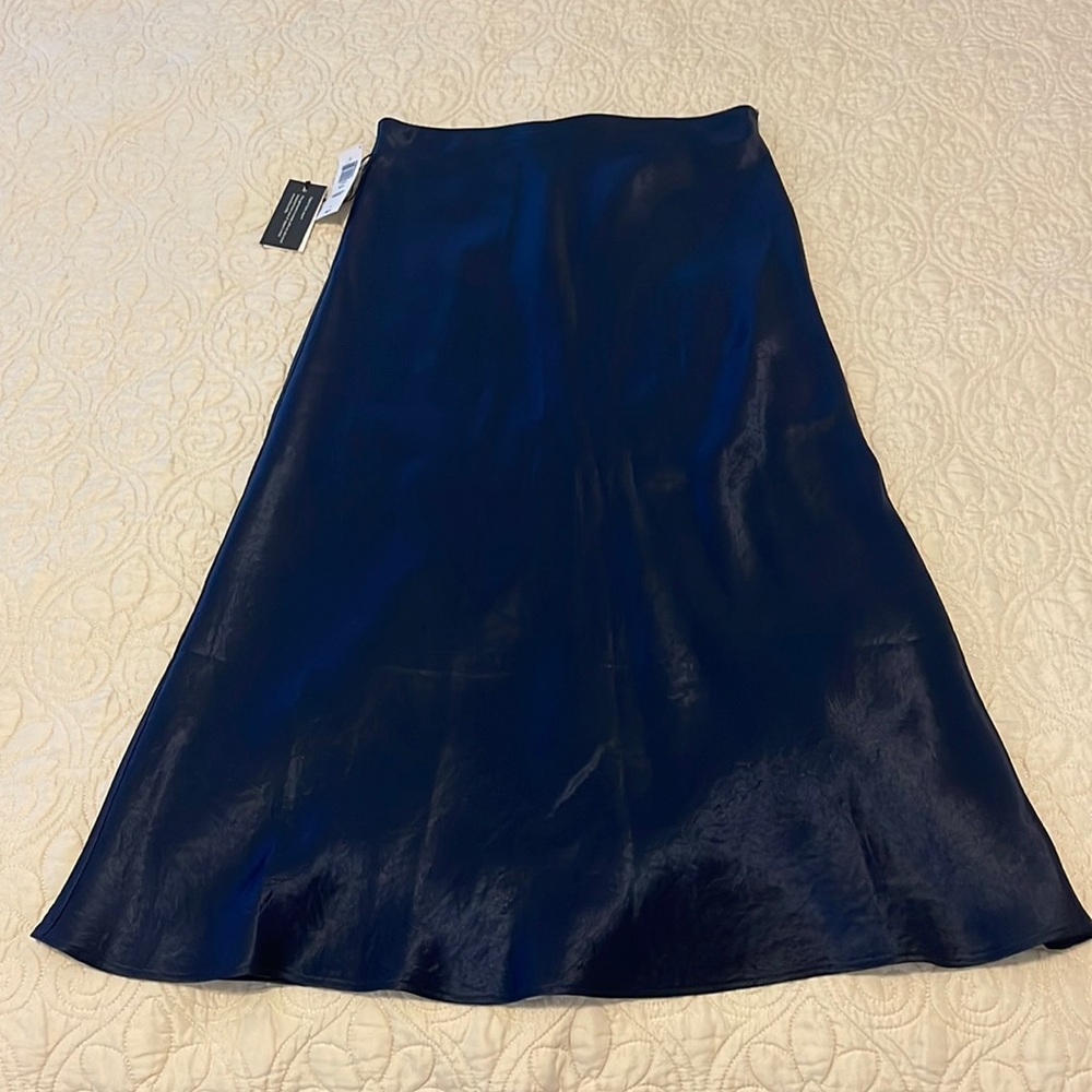 Aritzia Babaton Navy Midi Skirt